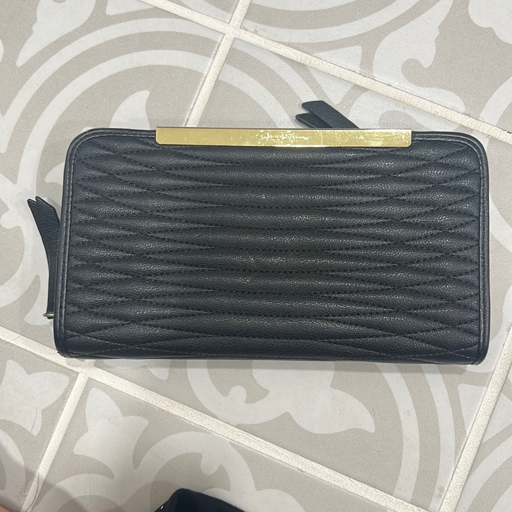 EUC Jessica Simpson wallet